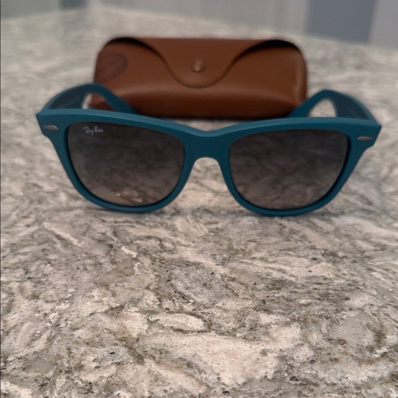 Ray-Ban Teal Sunglasses with Brown Case - Picture 2 of 3
